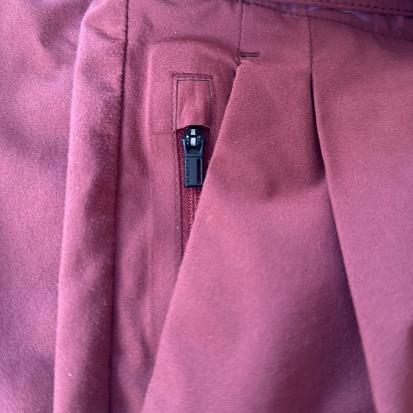 Athleta Skyline II Pant – Burgundy Size 8 | Stretch Performance Fabric - Picture 5 of 9